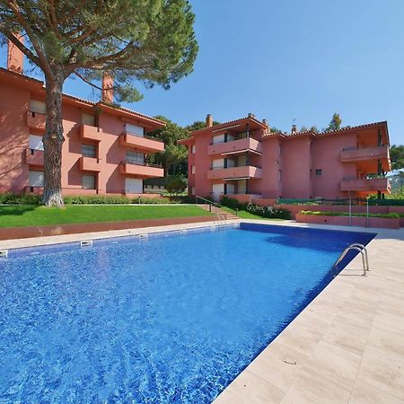 Apartamento Con Piscina En יפראנק מראה חיצוני תמונה