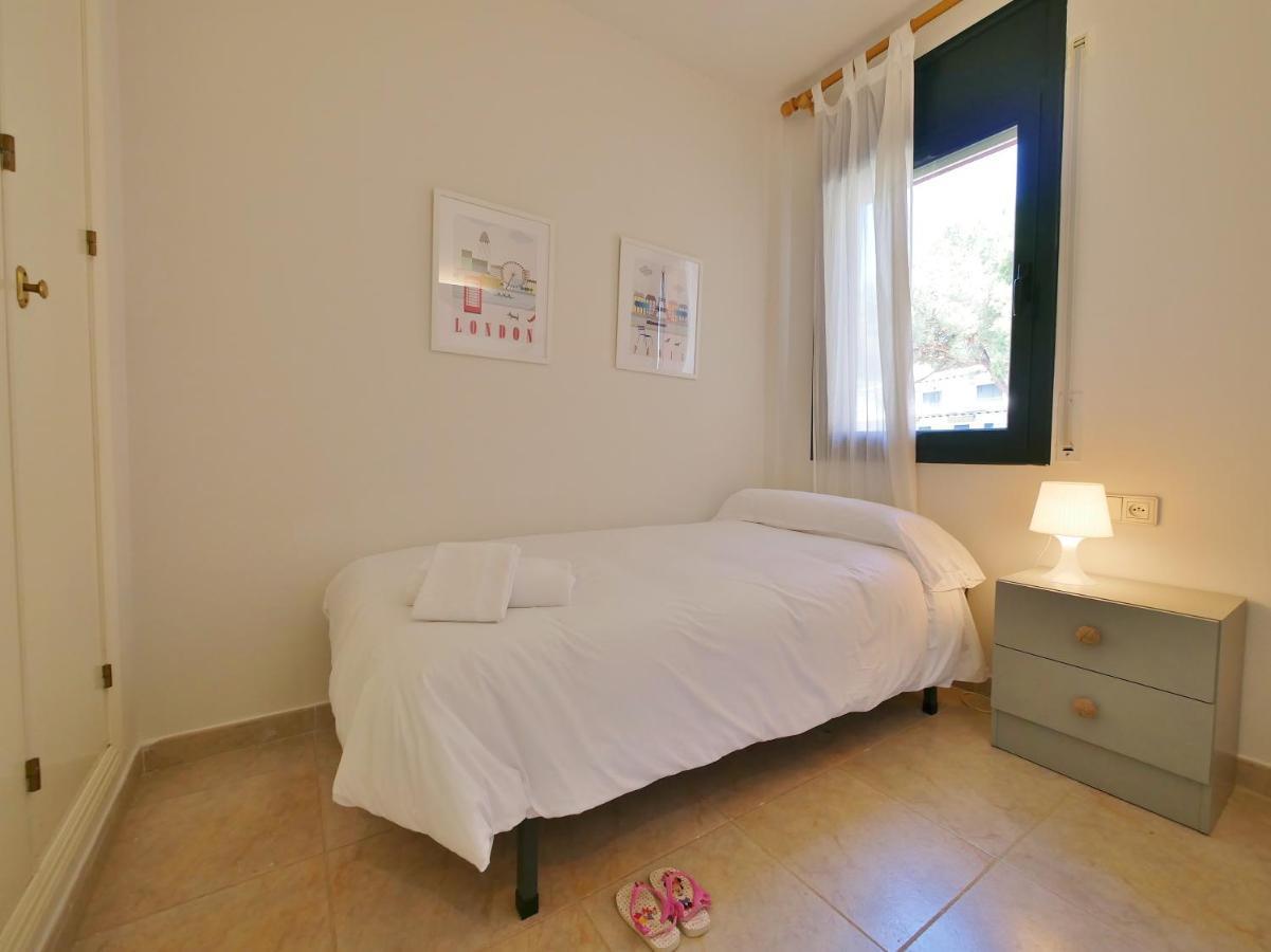 Apartamento Con Piscina En יפראנק מראה חיצוני תמונה